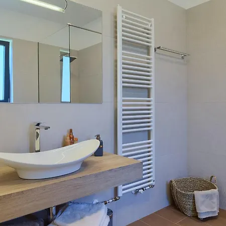 Sabina בית נופש פורץ