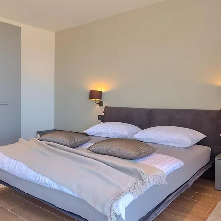 בית נופש Sabina פורץ