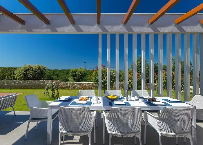 Sabina Feriehus Poreč