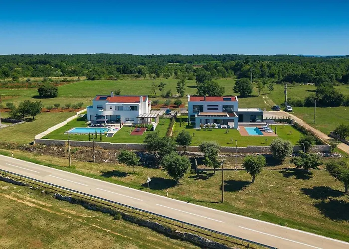 Sabina Feriehus Poreč