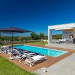 Sabina * Porec